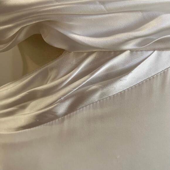 Mac Duggal Satin Ruffle High Low Gown Deep V Long Sleeve Formal Wedding 10 - Picture 8 of 16